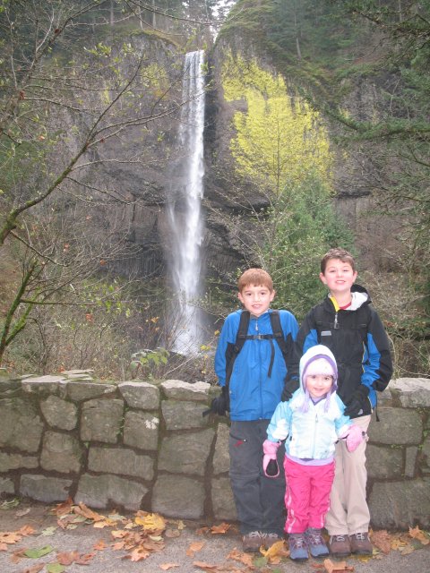 11.18.06 Latourell Falls 060 